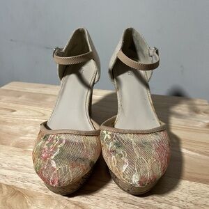 Floral Lace Women Shoes